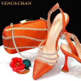 CHANST INS Estilo de color naranja Elegante Tacos altos Nigeria Diseño Africano Damas Conjunto de zapatos y bolsas 240423