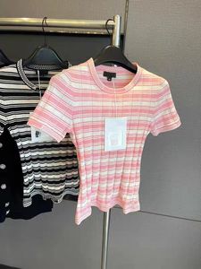 Chan home 2023 été nouveau T-shirt femme rayure sexy hauts chemise décontractée de qualité supérieure mode OOTD logo lettres tricots polo cadeau d'anniversaire de la fête des mères