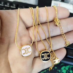 Chan sieraden 18k gouden vierkant hanger kettingen Chanells merkontwerper sieraden voor vrouwen Moissanite Snake Chain Sailormoon Letters Love 2916