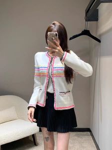 Chan nouveau 2024 CCC veste de haute qualité designer cardigan manteau vêtements de marque femmes vestes femmes designer pull femmes designer veste femmes fête des mères cadeau