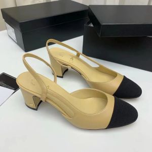 Nouvelles chaussures de sandale appartements dame chaussures robes authentique en cuir chaussure décontractée chaussure talon haut talons dames luxurys designer slipper fête d'été femme midceau de chaussures de mariage pantoufle