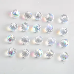 Lustre Crystal 25pcs / lot 20 mm AB Parts facettés Pendant Prisms Lighting Ball Feng Shui Suncatcher Mariage Décor