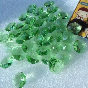 Lustre en cristal, prix de vente entier, 2000 pièces/lot, 14mm, 2 trous, perles octogonales en verre, couleur vert clair, pièces de brins de guirlande de mariage