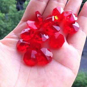 Lustre en cristal, prix de gros, 500 pièces/lot, perles de verre de 14mm, accessoires octogonaux rouges dans 2 trous pour brins de guirlandes de rideaux