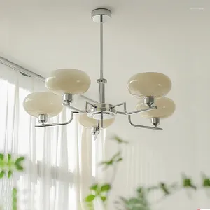 Kroonluchters 2023 Bauhaus Middeleeuwse moderne Franse slaapkamer Studiezaal Living Kroonluchter ontwerper Noordse retro lamp Hanglichten