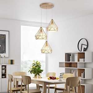 Lustres American Light Lustre de luxe Nordic Simple Table à manger moderne Restaurant Trois longues bandes Diamant Or Éclairage