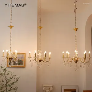 Kroonluchters slaapkamer kristal kroonluchter goud koperen verlichting in woonkamer foyer eetkeuken Franse landelijke boerderij