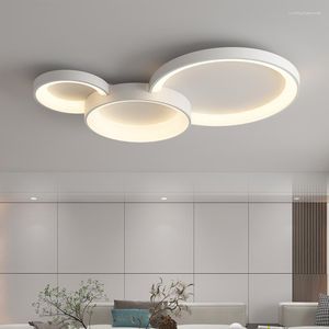 Kroonluchters Creatieve LED -lamp Eenvoudig moderne woonkamer plafondlicht Minimalistische slaapkamer Dining Cloud armaturen