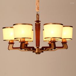 Lustres Est Lustre en bois chinois de haute qualité. Lampe d'éclairage de restaurant Creative Home El. Lumières en alliage de bois simples et belles