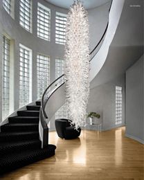 Candeliers estilo europeo de vidrio soplado a mano clásico puro blanco iluminación de pilares largos para lobby de escaleras el villa boda