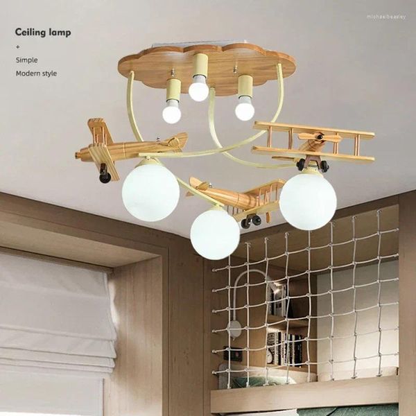 Candelabros LED Lámpara de araña Lámpara de avión de madera para el dormitorio de los niños Luces de techo de la habitación de los niños