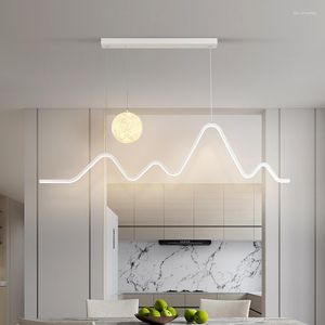 Lustres Moderne Bend Ampoule LED Plafond Lustre De Luxe Maison Personnalité Décor Pour Salle À Manger Cuisine El Table Bar Longue Lampe Suspendue