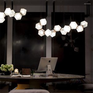 Candelabros Lámpara colgante LED de ADN moderna para sala de estar Dormitorio Comedor Cristal poligonal de lujo Lámpara de techo de cocina molecular Iluminación