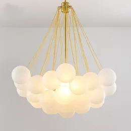 Lustres en mousse moderne LED Chandelier Verre Boule de lampe à lampe pour la salle à manger Living Chadow Pendant Lampe Home Lighting Luster Luminaire