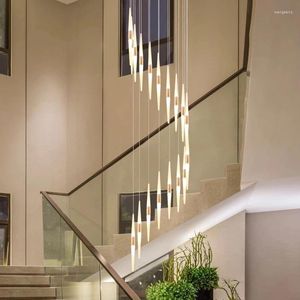 Lustres Lustre en cristal LED moderne pour escalier de luxe or Cryital lampes suspendues Design créatif décor à la maison luminaire intérieur