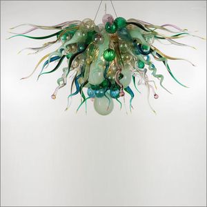 Lustres Lampes suspendues en borosilicate soufflé à la bouche Lustre en verre teinté Tiffany élégant Lumière LED