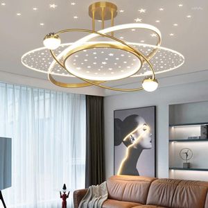 Candeliers Nordic Creative Star Chandelier dormitorio LED Lámparas de estar modernas Luces de decoración de interior 2024