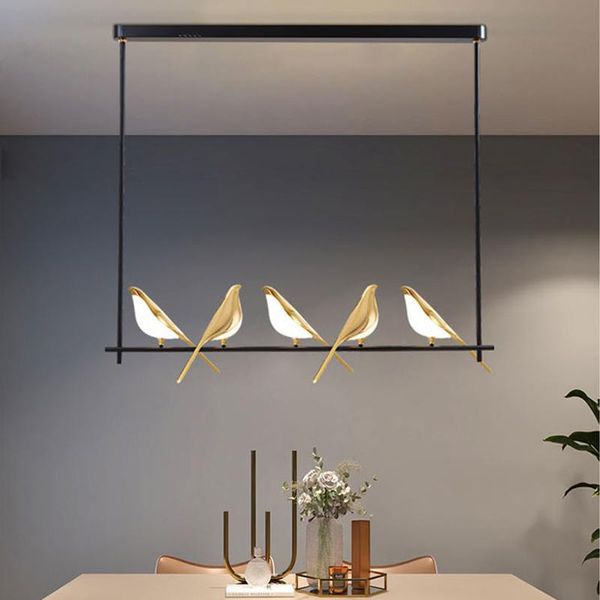 Candelabros Nordic Golden Bird LED Candelabro Parlor Bar Lámpara colgante de cabecera Novedad Lámparas de rotación de 360 grados Decorativos para el hogar