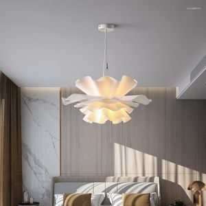 Lustres nordique minimalisme lustre chaud fantaisie lumières chambre de fille Simple moderne Restaurant salle à manger décor petit