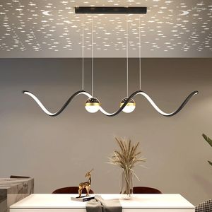 Kroonluchters Noordse moderne LED Minimalistische sfeer Persoonlijkheid Creatief Decor Plafond gemonteerd met lange hanglamp snoer kamerlamp