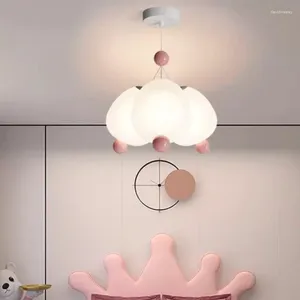 Kroonluchters Roze Kleine Meisjesslaapkamer LED Bubble Ball Light Modern Minimalistisch Schattige Prinses Kamer Kinderdecoratie Kroonluchter