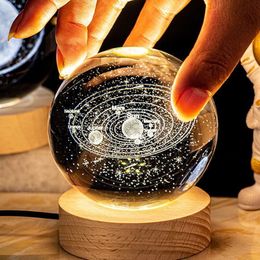 Kroonluiers USB Night Light Led Crystal Ball Tafellamp 3d Moon Planet Galaxy Decor voor thuis kindertafellamp feestje verjaardag Xmas Gifts