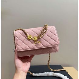 Chanei Woc Leo Pendant Pender Designer Crossbodybody Bag Bag Turne Luxurys Handbag Classic Messenger Messenger Womens Purse Chain Gearne Cuir Quality19 * 11cm