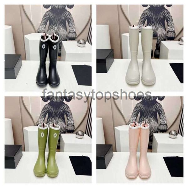 Chanelllies Chaussures entre verrouillage Chalets de canaux C Saison de la saison deux Boots de pluie Proof Water Boot Boot Rainboot 32 cm Tube moyen de style britannique Martin Waterp