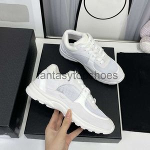 Chanellies Chaussures Chaleurs Running Fashion Designer Sneakers Chaussures Femme Femme Laceur Lace-Up Sports Shoe Trainers Contrasseurs Classic Sneaker Womansrs