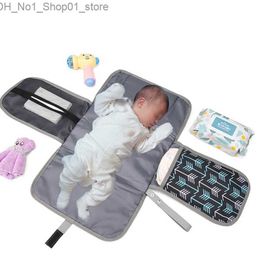 Les matelas à langer couvrent le coussin pour bébé portable pour sac à couches ou coussin de table. Cadeaux de douche à changement d'une main Q231202