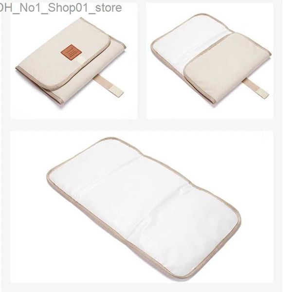 Almohadillas cambiantes Cubiertas Bebé Portátil Plegable Lavable Compacto Viaje Pañal Pañal Mat Impermeable Piso Cambiar Juego Q231203