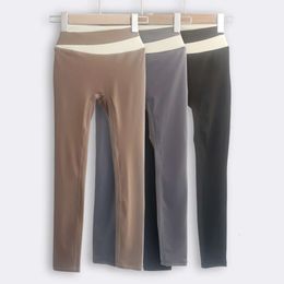 Changyues Nouveau pantalon de yoga contrasté pour les femmes élargies élargies à la taille haute levée et l'abdomen contracté sans aucune trace de pantalon de nudité des sports et du fitness