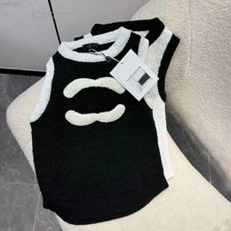 Channel CC Brand Fashion 2023 Nieuwe Sweater Nail Bead Letter 2 C Borduurwerk dames mouwloze tanktop Leisure Yoga Channel