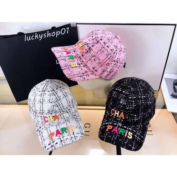 Style de canal Paris Ball Caps pare-soleil Ball Caps Femmes Designer Casquette de baseball Mode Homme Patchwork Broderie Casquette Couple Arc-en-ciel Couleur Lettres Chapeaux