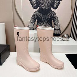 Boots de canales Boots High Designer Calidad Rain Botots Fashion Women Winter Sexy Warm Shoes FDHVBC