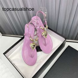 Channeaux CF en cuir Design Sandals Luxury Fashion Femmes High Heels Cross Lace Up Student Smaippers décontractés 08-006