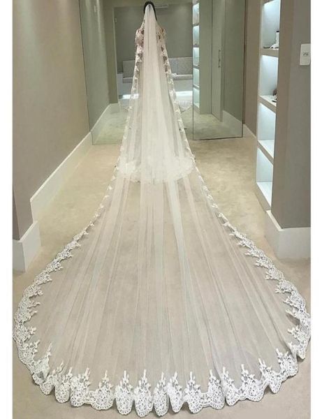 Chapelle 5m de long Veil pour la mariée Edge de garniture en dentelle blanche IVORY avec peigne Veaux de mariage de haute qualité appliques en tulle7770931