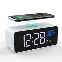 Opladers 3 op 1 digitale LED -bureau Alarmklok Thermometer 15W Wireless Charger met Qi Wireless Charging Pad Electric Alarm Clock