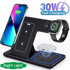 Chargers 30W LED Fast Wireless Charger Stand 3 in 1 Station de charge pliable pour iPhone 15 14 13 12 11 Apple Watch 9 8 7 6 5 AirPods Pro