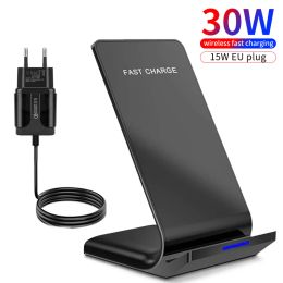 Chargers 30W Qi Chargeur Wireless Stand Stand Fast Charging Dock Station pour iPhone 13 12 11 Pro xs Xs Max XR Samsung S20 S10 Xiaomi Phone