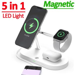 Chargers 5 en 1 support de chargeur sans fil magnétique Macsafe pour iPhone 14 13 12 Pro Max Apple Watch AirPods 15W USB LED Fast Charging Station