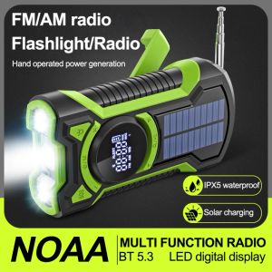 Chargers 8000mAh Radios météorologiques d'urgence solaires Bluetooth 5.3 Radios météorologiques de manivelle avec le chargeur de banque d'alimentation de lampe de poche à LED Alarme SOS