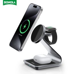 Chargers Bonola Metal 3 in 1 Magnetic Charger Stand pour iPhone 15 Pro Max / 14/13 / Apple Watch MacSafe Wireless Charger Station pour AirPods