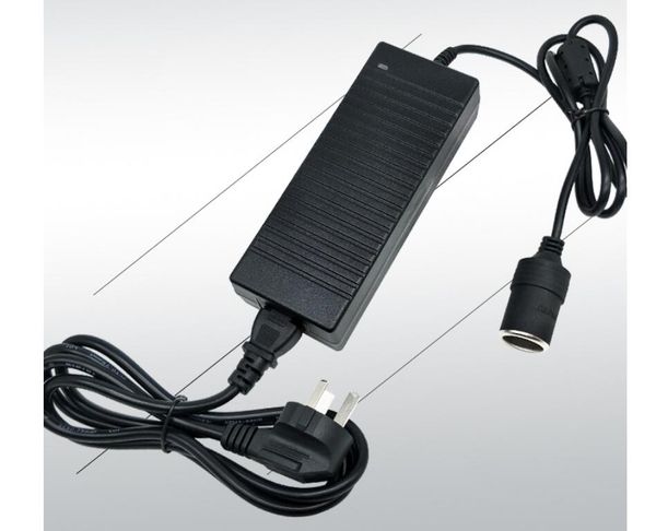 Adaptador de fuente de alimentación de alta calidad de venta directa de fábrica de cargadores 12V 10A 120W Car Auto