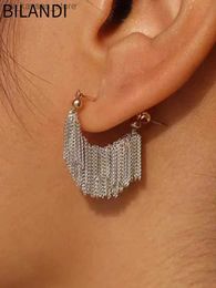 Charme Bilandi Bijoux modernes Chaînes à chaîne courte Couvrôle d'oreilles Populaire Vente chaude Metal Métal de boucles d'oreilles plaquées en argent épais pour les femmes Girl240408