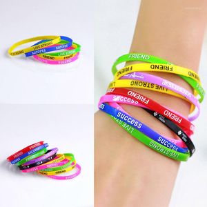 Pulseras con dijes 10 PCS / LOTE A GRANEL Venta al por mayor Moda Pulsera de silicona multicolor para mujeres Pulsera de goma Estilo de mezcla Amor Amigo Elástico