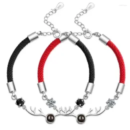 Bracelets de charme 100 langues couple Red Rope Elk Bracles pour femmes Trend Creative Party Gifts Jewelry SAB62