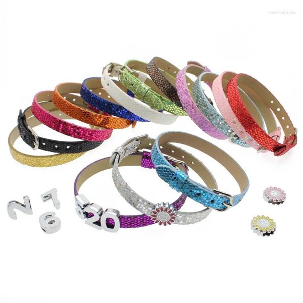 Bracelets à charme 10pcs / lot 8 mm paille-bracette en cuir PU Bracelet bracelet Fit pour les lettres de diapositives Cadeau accessoire