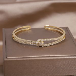 Charm Bracelets 14K chapado en oro real exquisito AAA lujo full zircon nudo pulsera elegante para mujer fiesta de bodas apertura ajustable 230411