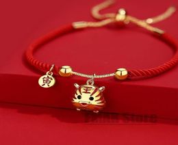 Bracelets de charme 2022 Lucky Chinese Année Tiger Rope Red String Rouge Couple de bracelet Bracelet Bijoux Réglable ethnique 7002516